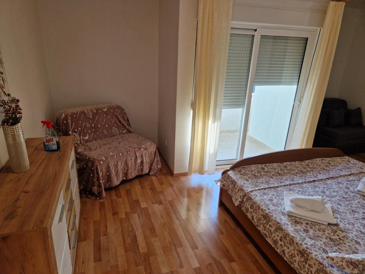 Apartments Jagoda Подстрана Экстерьер фото